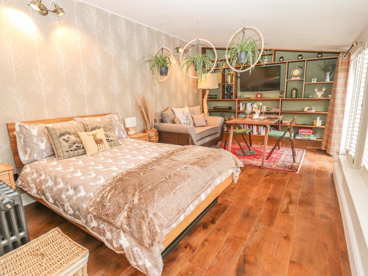 The Cottage The Coach House Wrexham Esterno foto